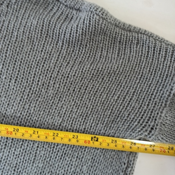 Wooden Ships chunky slouchy crew neck drop shoulder gray sweater with white star - Picture 12 of 16